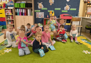 Urodzinowe zdjęcie z solenizantem Arturem.