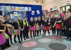 Dzieci najstarsze odpowiadają na pytania związane z przedszkolem.