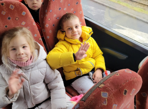 Motylki w drodze do Teatru Piccolo