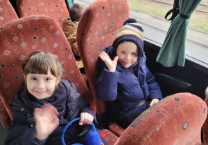 Uśmiechnięte dzieci z grupy Motylków.