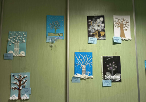 Wystawa prac w formie płaskiej.