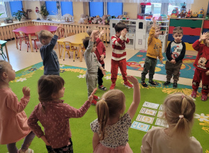 Język angielski w grupie Pszczółek