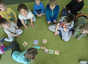 Światowy Dzień Autyzmu w grupie Biedronek